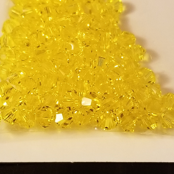 4/$75 NWT Swarovski 3mm Bicone Beads Citrine 144 - Picture 2 of 3